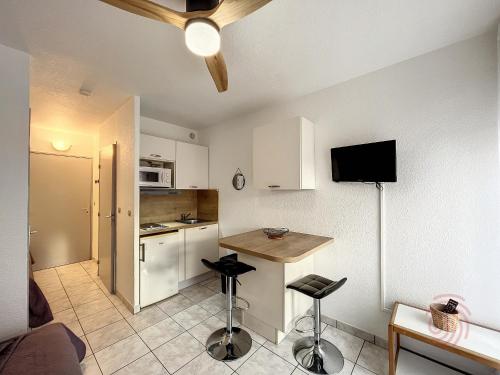 Studio Lamalou-les-Bains, 1 pièce, 2 personnes - FR-1-451-203