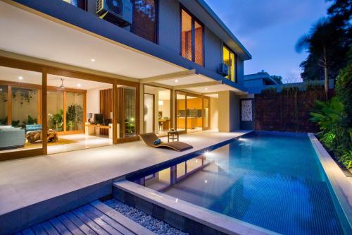2 bedrooms, 3 beds