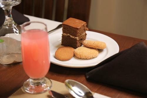 Restaurant, The Mount View Single Tree Hotel in Nuwara Eliya