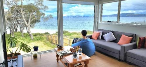 Beach Getaway - Blessington Villa