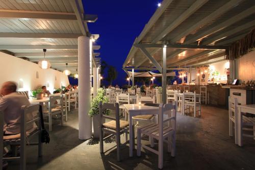 Sea View Beach Hotel - main image