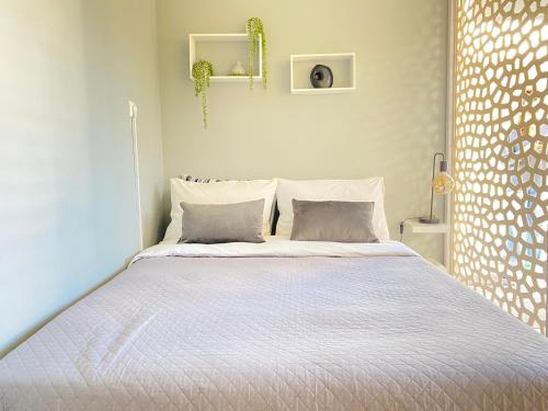 TINY LITTLE STUDIO, Athens (photo 8)