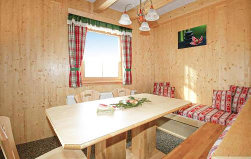 Amazing Home In Schnberg Lachtal With Sauna