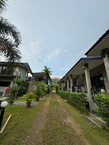 BAAN CHAINARONG in Sang Kha Ou