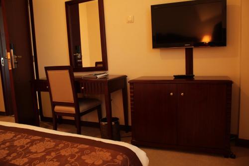 Debredamo Hotel image 28
