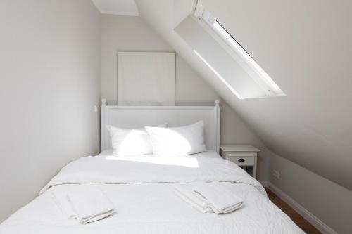 Apartment with Balcony image 8