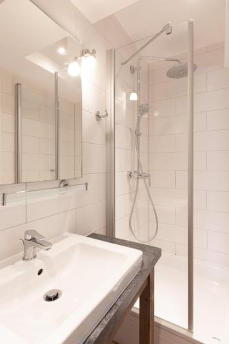 Apartment - Ground Floor image 10