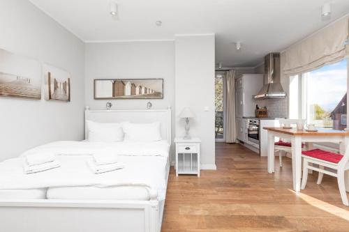 Apartment with Balcony image 7