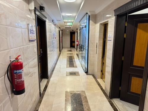 PRIMOTEL Suites As Salamah - image 4