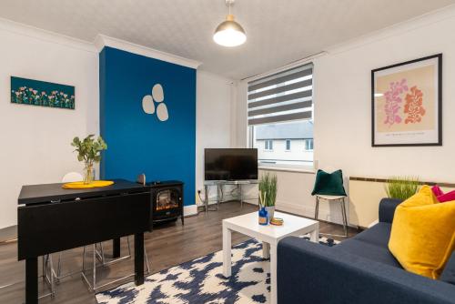 Sleek City Getaway - Walkable  Free Parking - Leicester