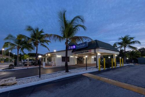 Photo - Travelodge by Wyndham Florida City/Homestead/Everglades