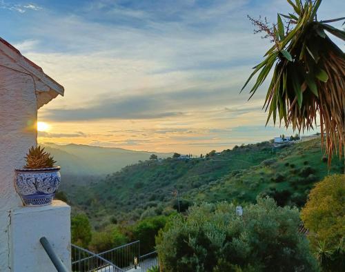 Private House in the Heart of Nature, Sea View