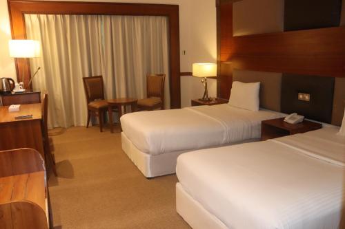 GSS Avenue Hotel Ex Delmon Hotel, Дубай (фото 8)