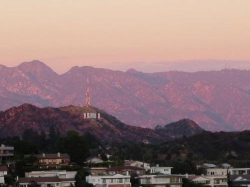 Epic Views! Hollywood Hills SkyVilla: Crow's Nest, Los Angeles (foto 5)