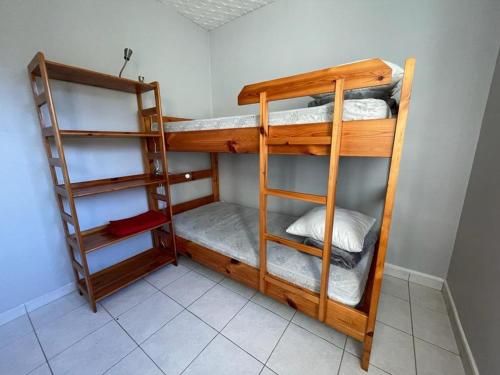 Holiday Home (8 Adults) image 10