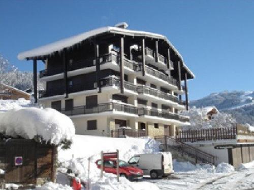Duplex 2 pièces pour 6 personnes avec balcon et parking à Notre-Dame-de-Bellecombe - FR-1-595-20 (Duplex 2 pieces a Notre-Dame-de-Bellecombe, au calme proche des pistes - pour 6 personnes - FR-1-595) in Notre Dame De Bellecombe