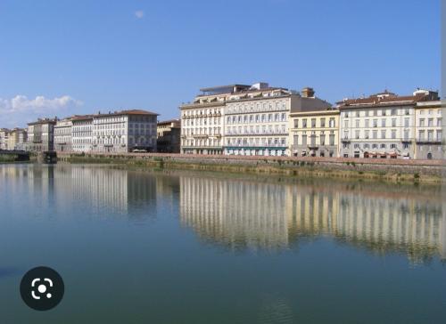 Florentine style apartment in San Frediano - image 4