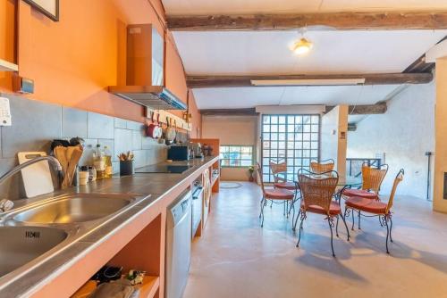 Loft de 150m2 avec terrasse, Marseille (fotografie 10)