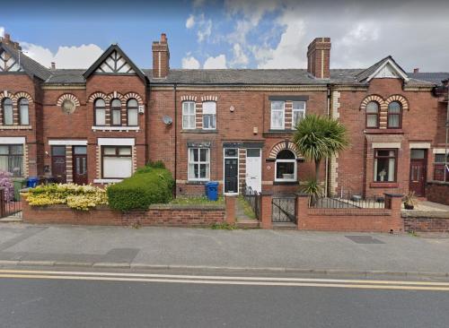 Moda House Wigan - Beautiful 4 Bed Property