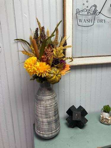 Caddy Corner has a hot tub just outside of town