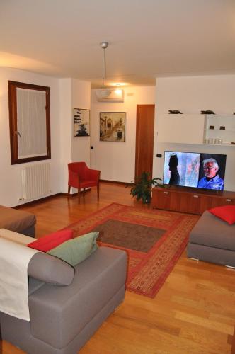 Ex Casa degli Artisti - Apartment - Montebelluna