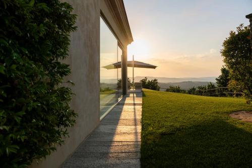 Peldbaseins, Tenuta Bricchi in Sinio