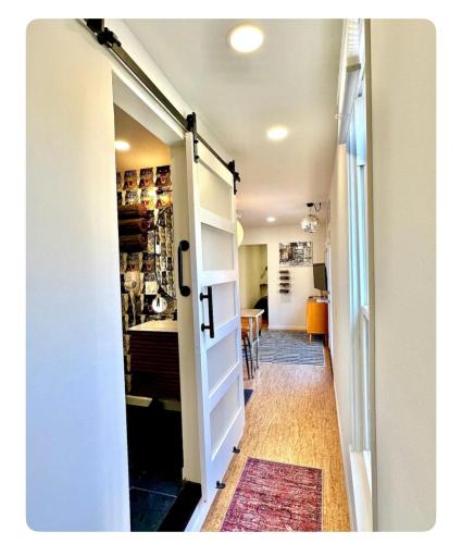 Nomehaus shipping container studio residential neighborhood ATHENS in اثينا