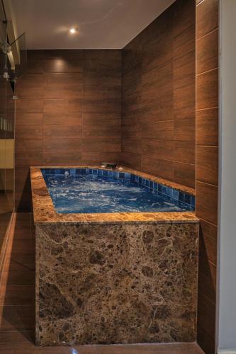 Xông khô, Rado Hotel - Quintanas in Trung tâm Thành phố Trujillo