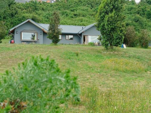 Casa con excelentes 2 habitaciones 1 Doble Matrimonial y otra 2 camas indiv con vista al volcán, Puerto Varas