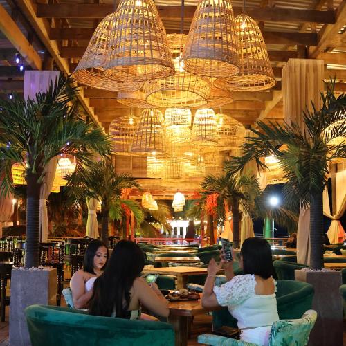 Restaurant, Hotel Partenon Beach in La Ceiba