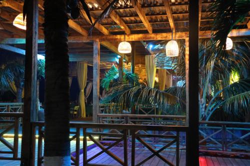 Restaurant, Hotel Partenon Beach in La Ceiba