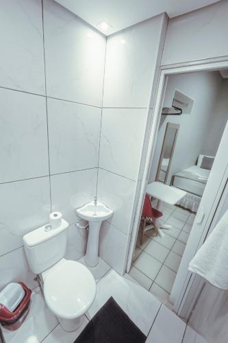 Double Room image 7