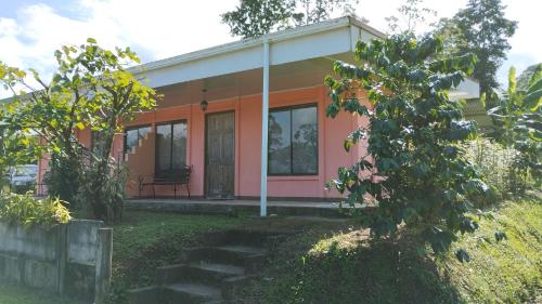 Cabinas Finca La Amistad Cabinas Finca La Amistad