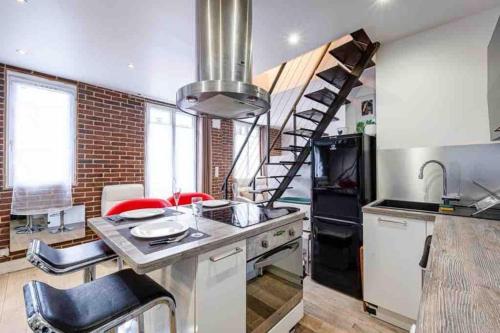 Duplex 45m2 -Zac L’Oreal - Palais de Justice Paris - Location saisonnière - Clichy