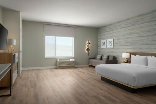 1 king bed, 1 sofa bed