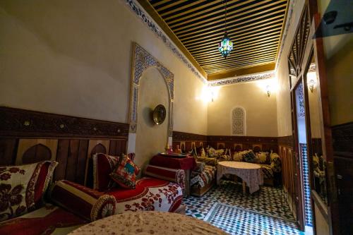 RIAD DAR DIWAN - image 6