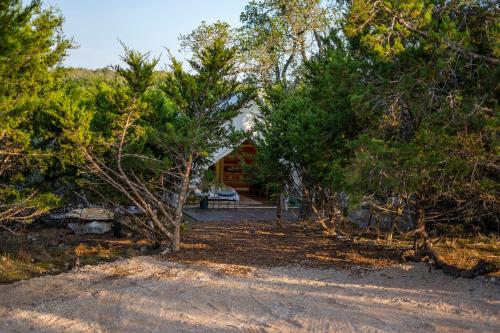 Oak Retreat Glamping With Private Hot tub