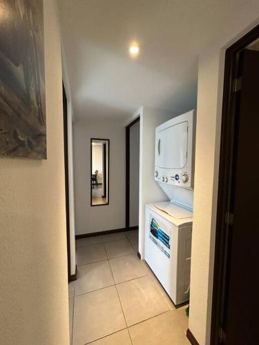 Exclusive Apartment, Calzada Roosevelt