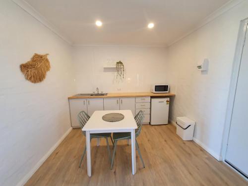 Dapur, African Reef Resort in Geraldton