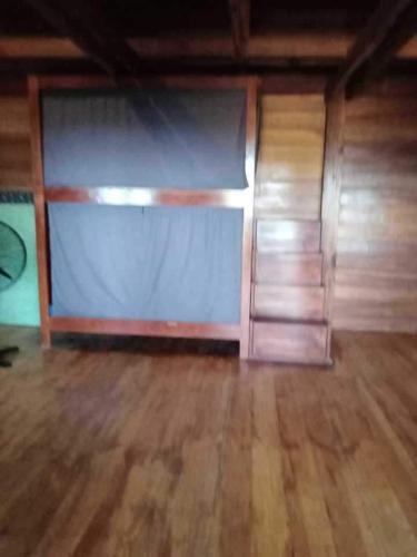 10 twin beds