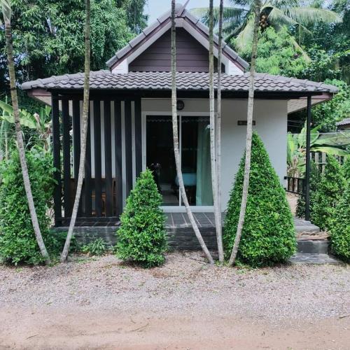 Lung Pod Kow Resort in Pathio