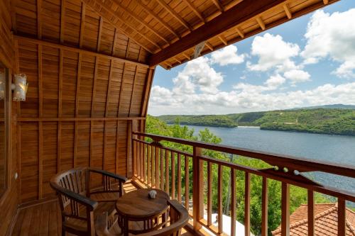Butterfly Villas Nusa Ceningan - Tap to explore photos