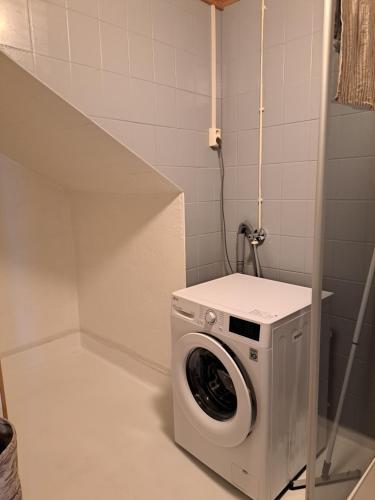 ห้องน้ำ, Huoneisto Neristan Kokkola in คอกโกลา