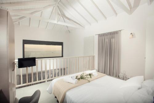 Apartment with Sea View room in Petra Thea