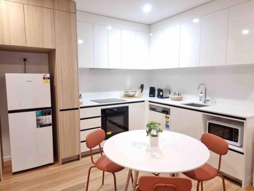 Gungahlin Center-1 Bedroom New Stylish Unit