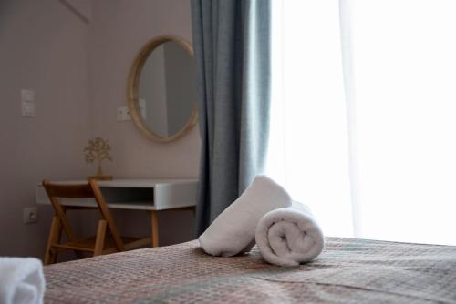 Niki Athens Suites - Sunny Suite in Athens historic center