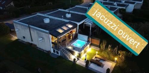  Joli Bungalow & Spa, Pension in Portalban- Dessous bei Payerne