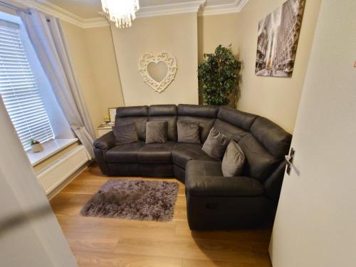 5 Guests - Helens House Derry City Centre - 3 Bed, Derry Londonderry (fotografie 6)