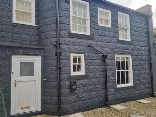 Hidden Gem. 1800s Bank Office. Knaresborough Town