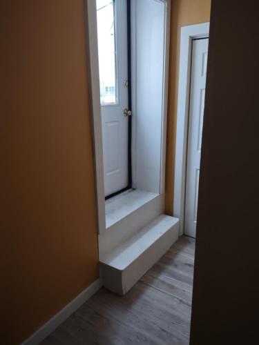 المنظر الخارجي, Unique Center Of Downtown Elmira in إلميرا